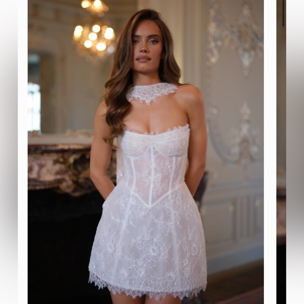 Elegant White Lace Mini Dress